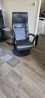 2 x Fauteuil- luxe leren relaxstoelen met afstandsbediening, Huis en Inrichting, Fauteuils, Ophalen, Gebruikt, Minder dan 75 cm