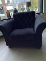 Zwarte Stoel met Poef - Comfortabel en Stijlvol, Huis en Inrichting, Fauteuils, Ophalen of Verzenden, Gebruikt, Stof, 75 tot 100 cm