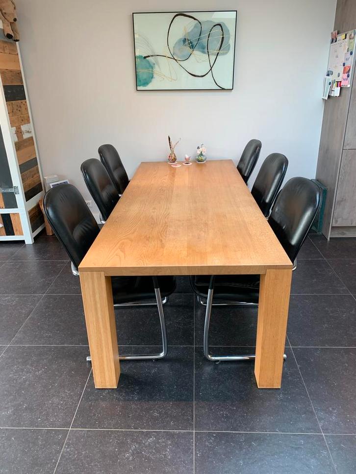 Eikenhouten eettafel + 6 design zwart leren stoelen, Huis en Inrichting, Tafels | Eettafels, Gebruikt, 50 tot 100 cm, 200 cm of meer