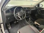 Volkswagen Tiguan 1.5 TSI Urban Sport 1 JAAR BOVAG GARANTIE, Auto's, Volkswagen, Euro 6, 4 cilinders, Leder en Stof, Wit