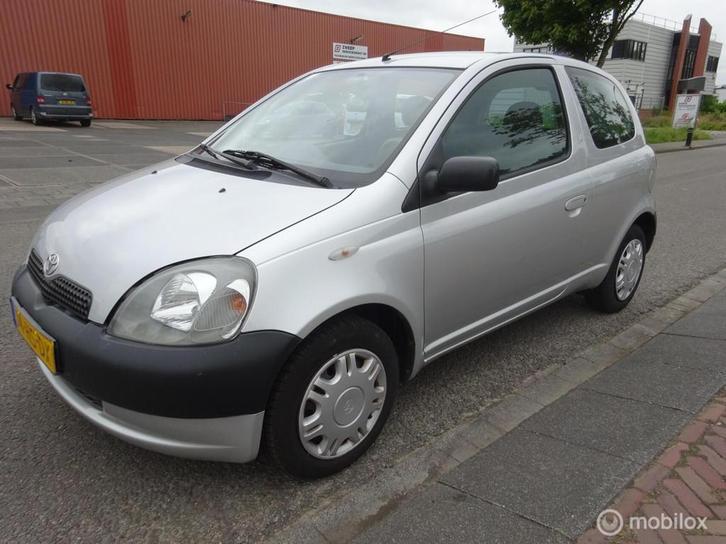 Toyota Yaris 1.0-16V VVT-i Terra, Auto's, Toyota, Particulier, Te koop, Yaris, ABS, Airbags, Alarm, Boordcomputer, Radio, Startonderbreker