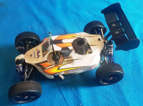 Hobbytech STR8 met een snelle Go .21 nitro motor (3.5cc), Hobby en Vrije tijd, Modelbouw | Radiografisch | Auto's, Gebruikt, Auto offroad
