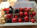Kerstballen 50 stuks+2vogeltje en opbergbox, Diversen, Ophalen, Gebruikt