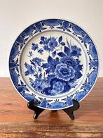 Sierbord / wandbord - De Porceleyne Fles - decor bloemen, Antiek en Kunst, Ophalen of Verzenden