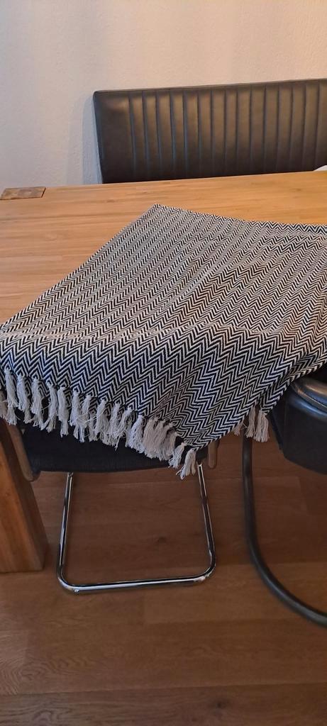 Plaid zwart wit visgraat, Huis en Inrichting, Woonaccessoires | Plaids en Woondekens, Zo goed als nieuw, Ophalen of Verzenden