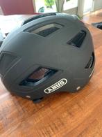 Abus Hyban 2.0 Fietshelm - Maat M - Zo goed als nieuw, Fietsen en Brommers, Fietsaccessoires | Fietshelmen, Ophalen of Verzenden