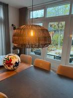 Grote rotan hanglamp zwart 72cm, Huis en Inrichting, Lampen | Hanglampen, Ophalen, Gebruikt, Overige materialen, Minder dan 50 cm