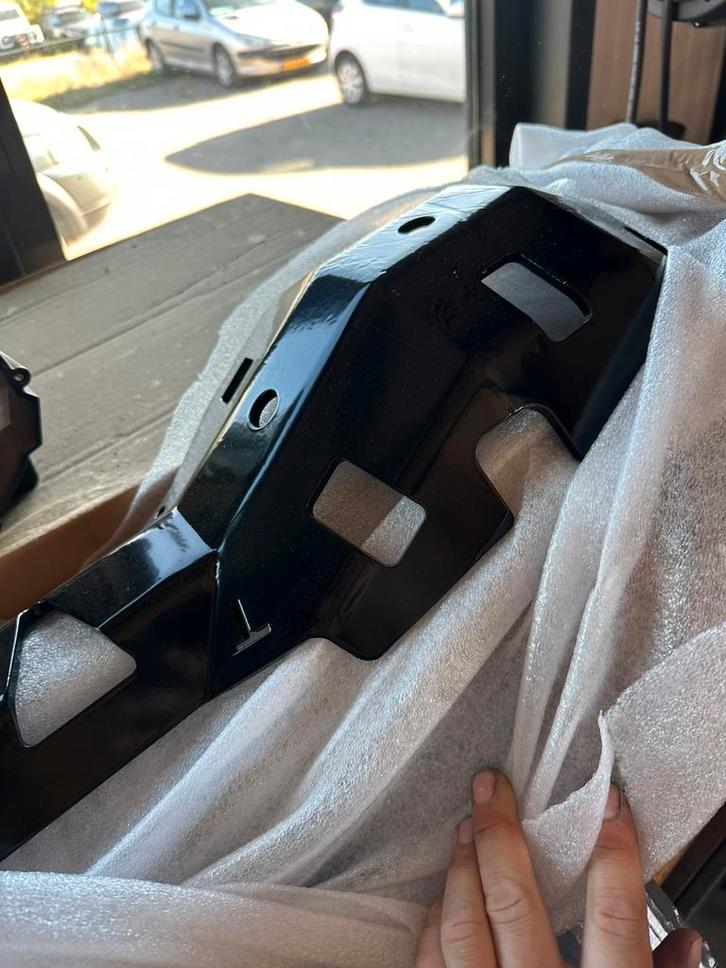 Dikke voor as beschermer, Auto-onderdelen, Ophanging en Onderstel, Rover, Ophalen