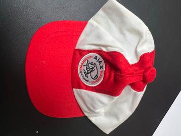 Ajax Amsterdam Pet - Vintage Stijl beschikbaar voor biedingen
