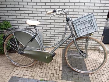 Batavus"Old Dutch" transportfiets-28inch-3 versn+knst krat. beschikbaar voor biedingen
