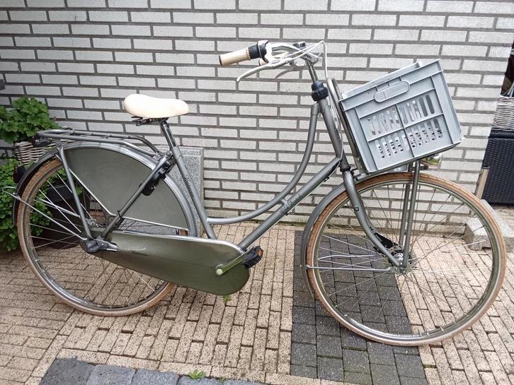 Batavus"Old Dutch" transportfiets-28inch-3 versn+knst krat., Fietsen en Brommers, Fietsen | Meisjes, Zo goed als nieuw, 26 inch of meer