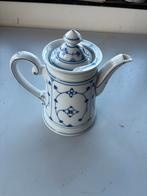 (H) Antieke porseleinen koffiepot CT Tielsch Silesia 16 cm, Verzenden