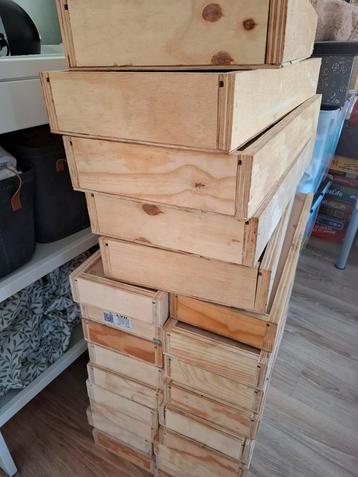 Houten Kisten - 23 stuks beschikbaar voor biedingen