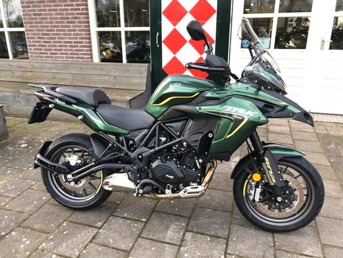 Benelli TRK 502 ABS A2 (bj 2025), Motoren, Motoren | Benelli, Bedrijf, Toermotor