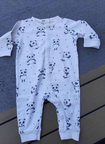 ( P10 )  Panda pyjamapakje van H&M Maat 62 beschikbaar voor biedingen