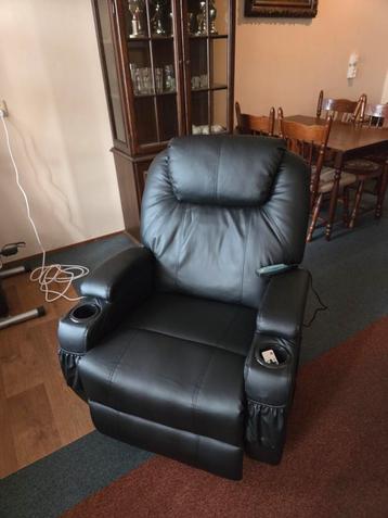 Massage Relaxfauteuil - Zo goed als nieuw! beschikbaar voor biedingen