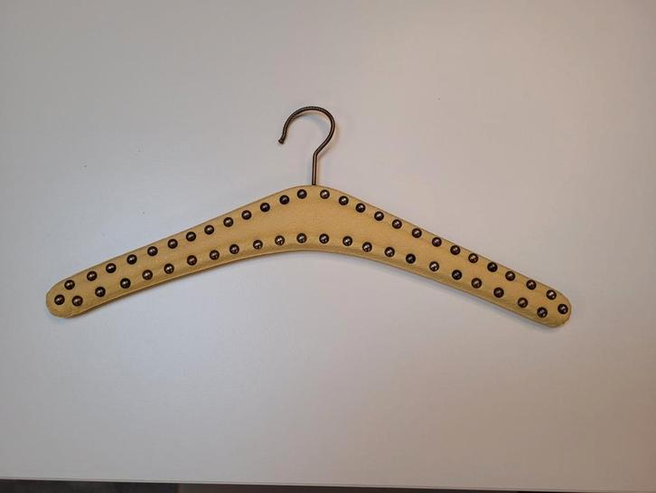 Vintage Gele Kleerhanger, Kleding | Dames, Kledingrekken, Gebruikt, Ophalen of Verzenden