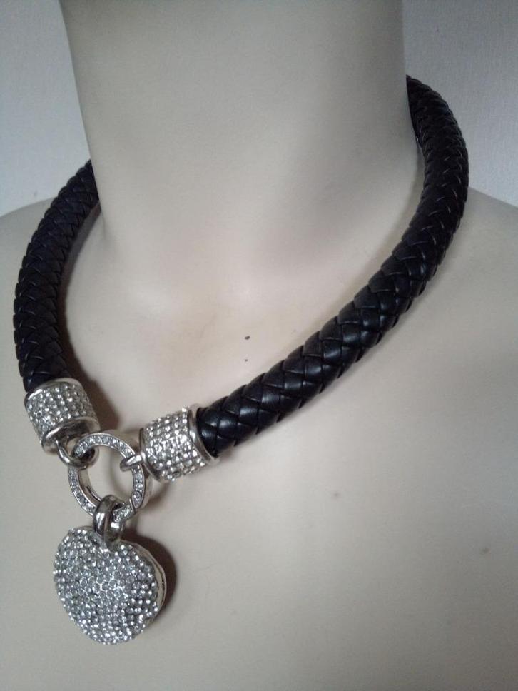 Halssieraad, zwart RUBBER koord met Blinkend HART, Sieraden, Tassen en Uiterlijk, Kettingen, Zo goed als nieuw, Overige materialen