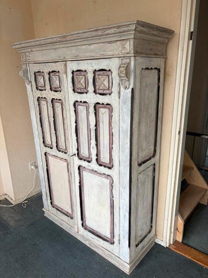 Vintage Kast met Authentieke Uitstraling, Antiek en Kunst, Antiek | Meubels | Kasten, Ophalen