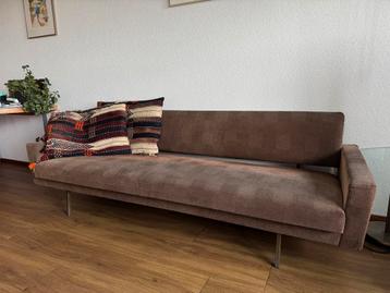 Vintage Gelderland bank (ruim 60 jr oud) beschikbaar voor biedingen