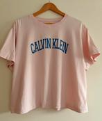 Calvin Klein boxed shirt XL, Kleding | Dames, T-shirts, Maat 46/48 (XL) of groter, Ophalen of Verzenden, Zo goed als nieuw, Korte mouw