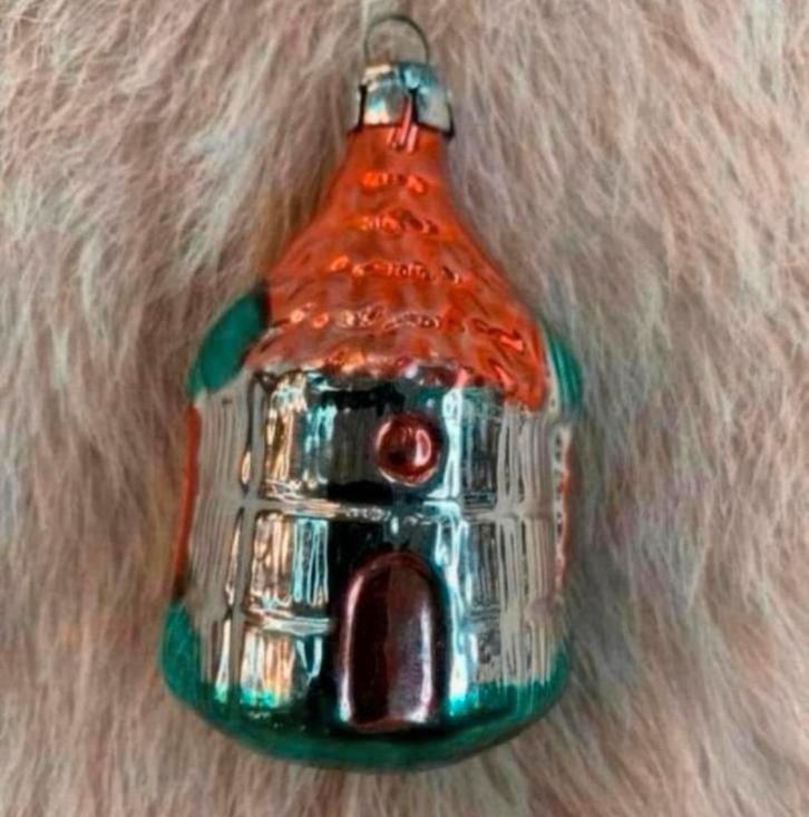 Kerstbal mooie echte antieke huisje kerstbal, Diversen, Kerst, Ophalen of Verzenden