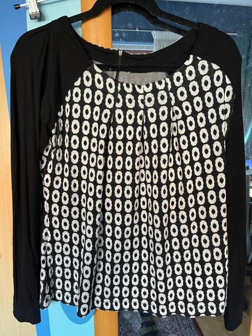 mooi stretch tuniekje Expresso 40/42 zgan, Kleding | Dames, Blouses en Tunieken, Zo goed als nieuw, Maat 42/44 (L), Zwart, Verzenden