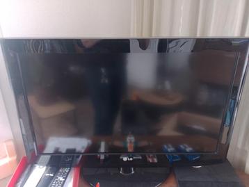 TV LG 80x59cm 2xHDMI