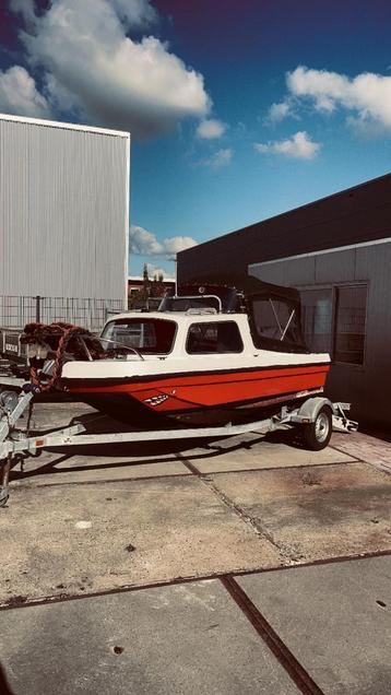 Pilot 420 kajuit boot beschikbaar voor biedingen