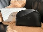 Chanel zwarte make-up tas 18 cm, Sieraden, Tassen en Uiterlijk, Toilettassen, Nieuw, Dame, Zwart, Verzenden
