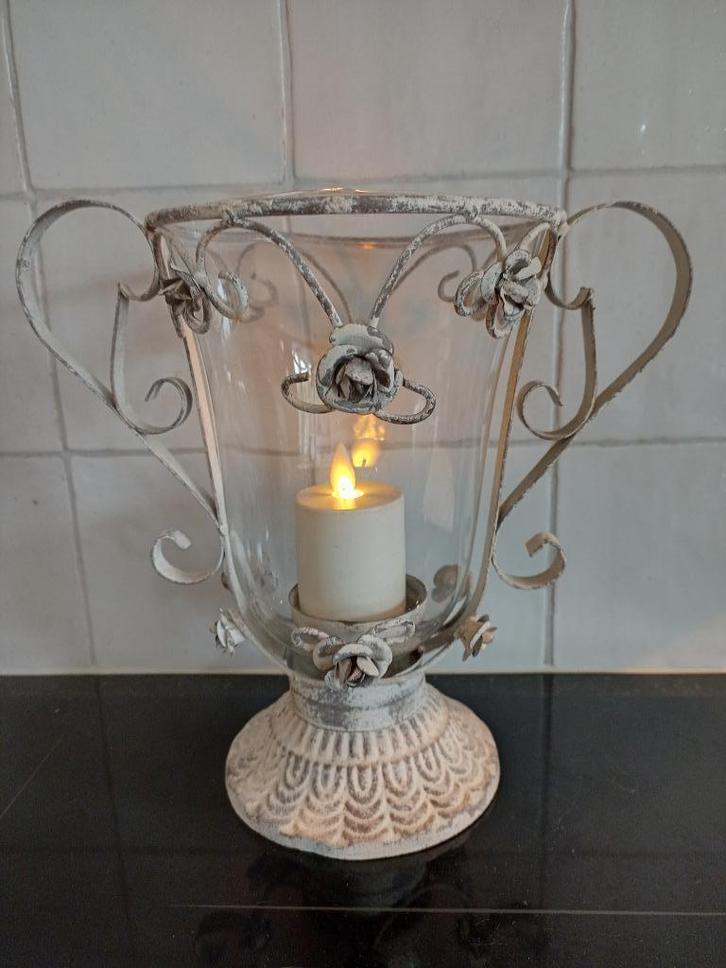 windlicht/kandelaar metaal/creme/roosjes/glas, Antiek en Kunst, Curiosa en Brocante, Ophalen of Verzenden
