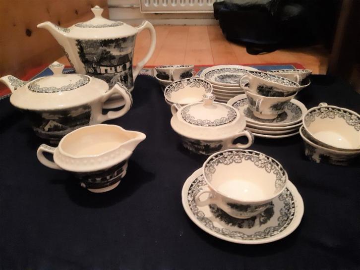 Boerenhoeve servies Society Ceramique Maestricht, Antiek en Kunst, Antiek | Servies compleet, Ophalen of Verzenden