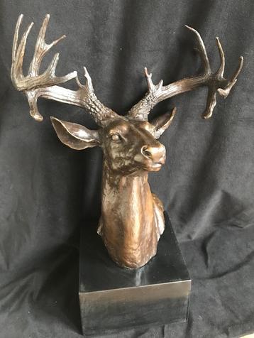 Bronzen grote hertenkop PJ Mene 54 cm zuiver klassiek brons beschikbaar voor biedingen