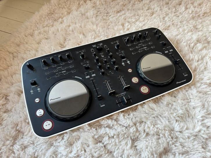 Pioneer DDJ-ERGO-V, Muziek en Instrumenten, Dj-sets en Draaitafels, Zo goed als nieuw, Pioneer, Ophalen of Verzenden