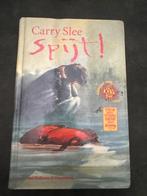 Carry Slee - Spijt!, Boeken, Ophalen of Verzenden, Gelezen, Fictie algemeen