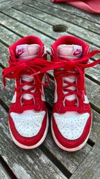 Nike Dunk sneakers rood/wit maat 32 j/m, Kinderen en Baby's, Kinderkleding | Schoenen en Sokken, Ophalen of Verzenden, Zo goed als nieuw