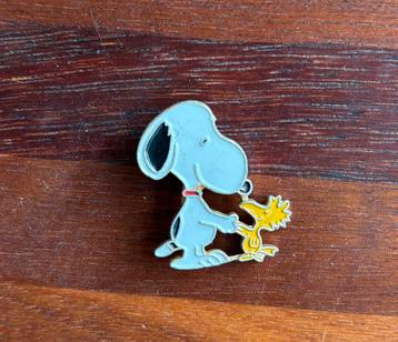 SPELDJE SNOOPY EN WOODSTOCK beschikbaar voor biedingen
