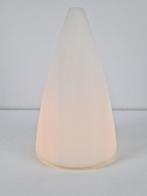 Vintage frosted wit glas kegel tafellamp 1969 mid century, Huis en Inrichting, Minder dan 50 cm, Glas, Gebruikt, Vintage