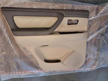 Mooi Deurpaneel Leder Beige Landcruiser 100 Links Achter  beschikbaar voor biedingen
