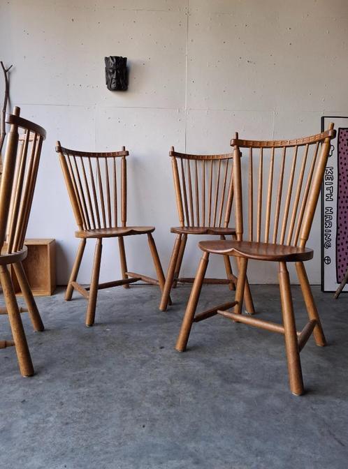 Vintage stoel de Ster Geldemalsen brutalisme spindle chair, Huis en Inrichting, Stoelen, Gebruikt, Vier, Hout, Bruin, Ophalen