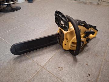 Kettingzaag beschikbaar voor biedingen