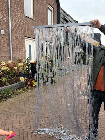 Grijze Vliegengordijn la tenda beschikbaar voor biedingen