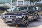 Volkswagen Tiguan 1.5 Comfortline TSI ACT 150pk DSG | Pano |, Stof, 4 cilinders, Zwart, Bedrijf