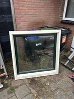 Kunststof raamkozijn draaikiep, Doe-het-zelf en Verbouw, Kozijnen en Schuifpuien, Kunststof, Raamkozijn, Zo goed als nieuw, Inclusief glas