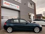 BMW 1-serie 116i Business+! Clima! Cruise! Navi! PDC!, 1-Serie, Gebruikt, 4 cilinders, Blauw