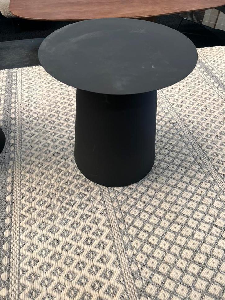 Bijzettafel robd staal zwart 50cm, Huis en Inrichting, Tafels | Bijzettafels, Zo goed als nieuw, Rond, Minder dan 55 cm, Metaal of Aluminium