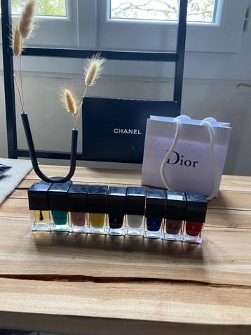 Fedua nagellak verschillende kleuren  beschikbaar voor biedingen