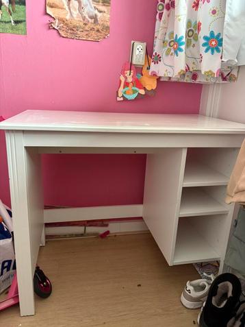 Kinder bureau ikea beschikbaar voor biedingen