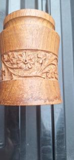 Houten potje met deksel met Bloemmotief, Schaal, Rond, Ophalen of Verzenden, Zo goed als nieuw