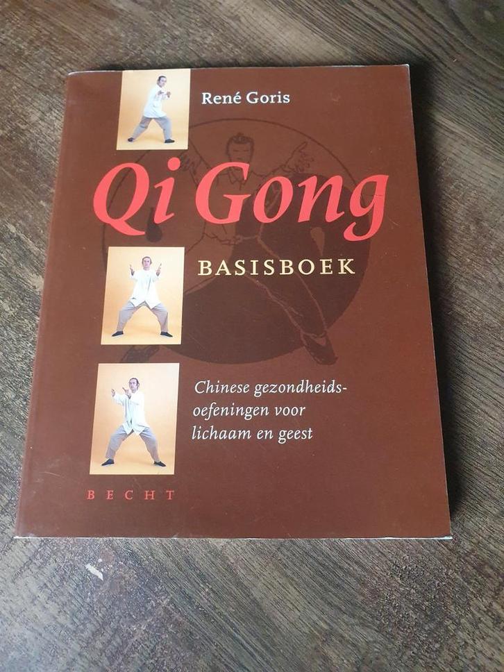 Qi Gong Basisboek - René Goris, Boeken, Esoterie en Spiritualiteit, Zo goed als nieuw, Instructieboek, Meditatie of Yoga, Ophalen of Verzenden